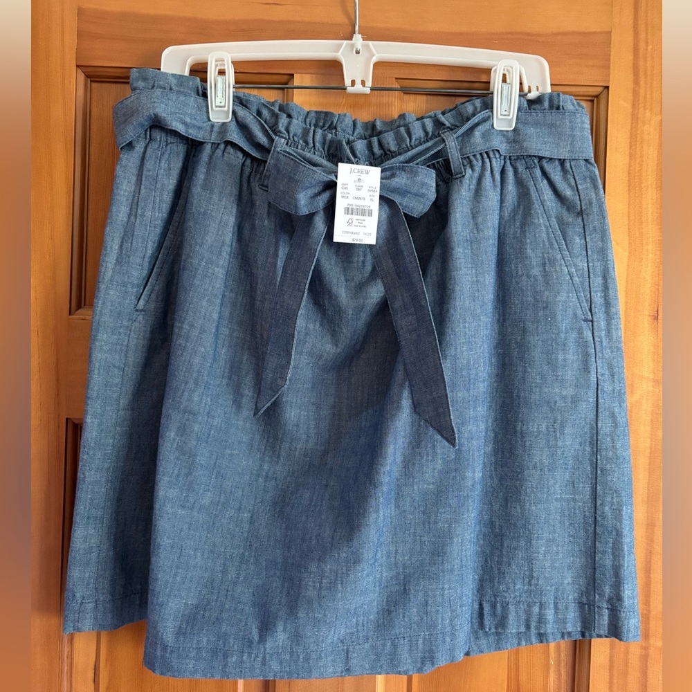 J. Crew Denim Chambray Skirt with Belt loops and self fabric belt. - Picture 2 of 6